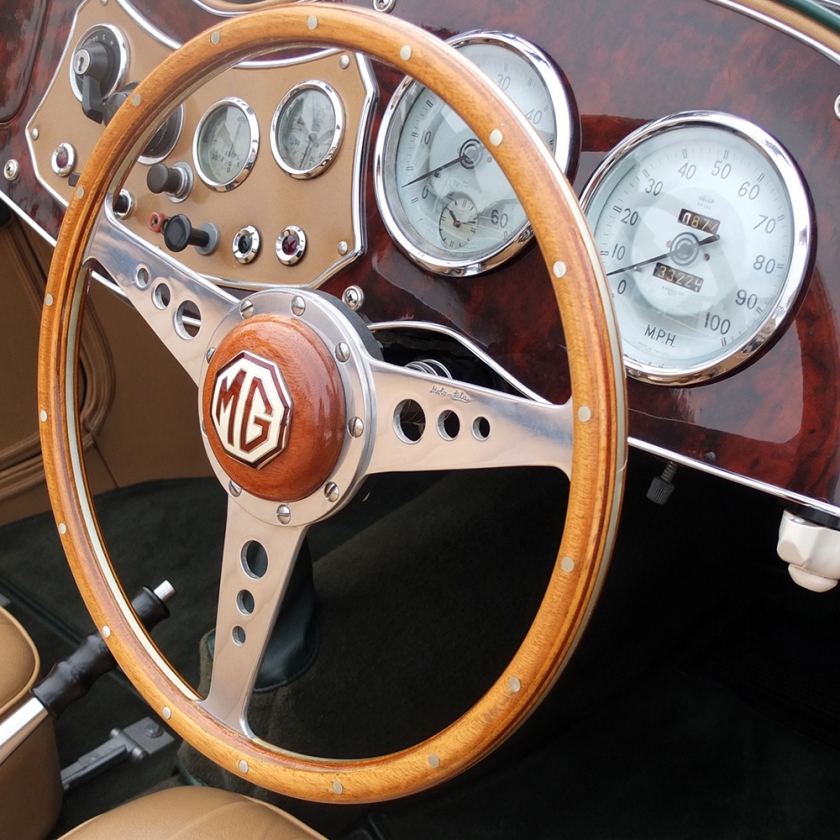 classic car steering wheel
